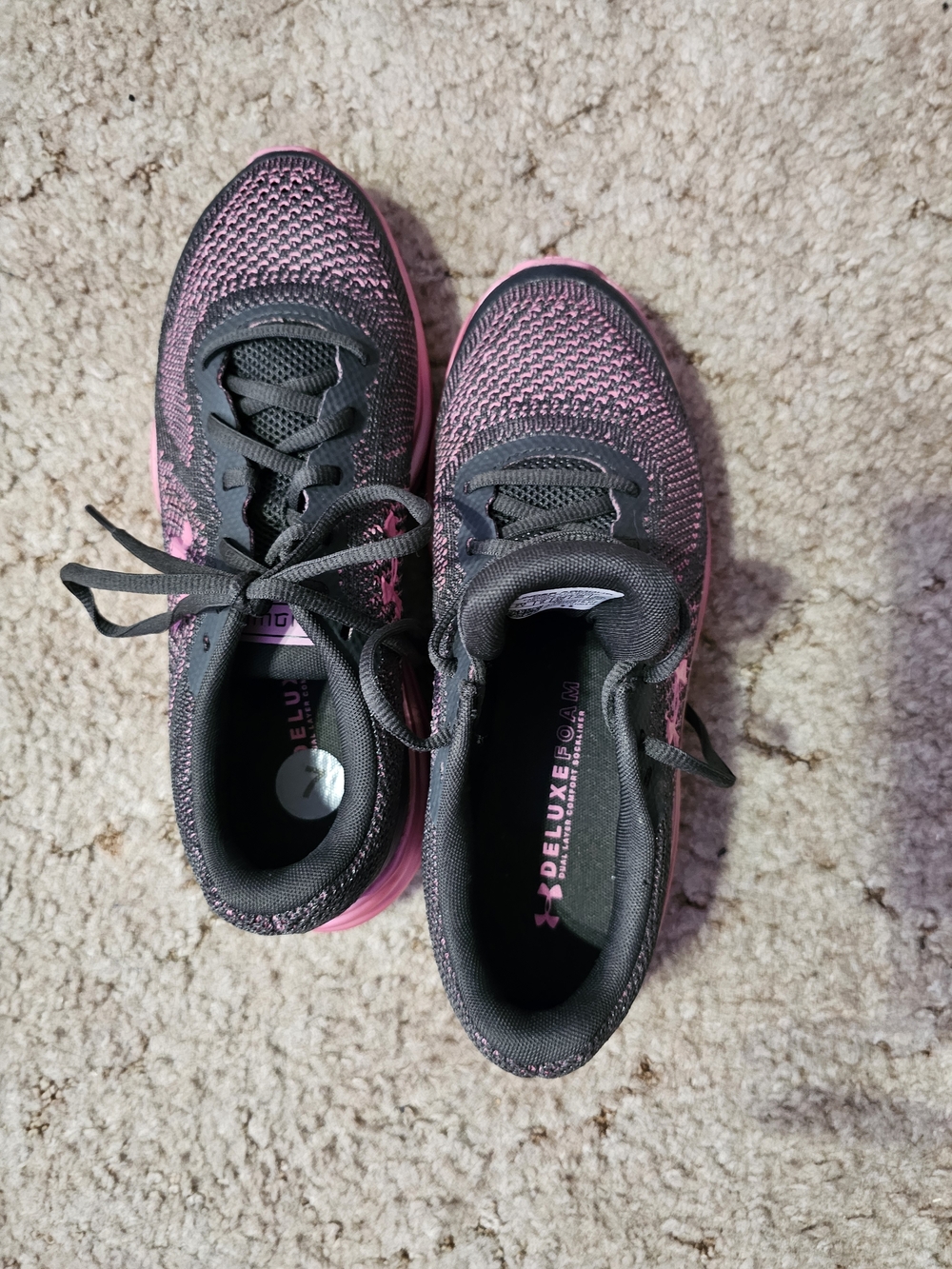 Under Armour Women's Black and Pink Athletic Shoes